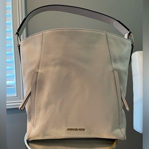 White Michael Kors bag